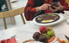 乳尖乱颤娇喘连连A片在线观看